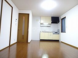 千波スプリングガーデン　B 2階2LDKのリビング/ダイニング