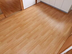 レジデンス富善 205 2階2Kのリビング/ダイニング