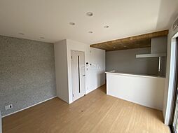 ユアメゾン南大町 202 2階1LDKのリビング/ダイニング