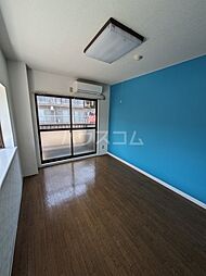 京王高尾線 山田駅 徒歩4分の賃貸マンション 1階1Kのリビング/ダイニング