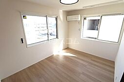 D’s LIEN (ディーズリアン)　F 301 3階2LDKのリビング/ダイニング