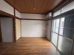 クロノス犬目 102 1階2Kのリビング/ダイニング