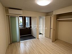 プレミアスII 1階1Kのリビング/ダイニング