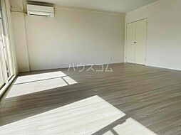 サンライズIII 2階1LDKのリビング/ダイニング