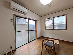 グリーンハイム調布 102 1階1Kのリビング/ダイニング