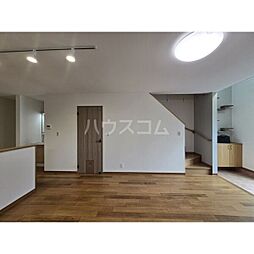 カッツェカヤバ WEST 1階2LDKのリビング/ダイニング