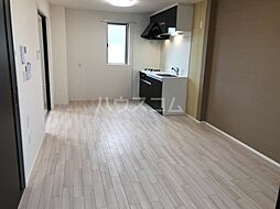 カーサ・ジラソーレ 201 2階1LDKのリビング/ダイニング