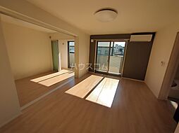 フロレアート大磯 102 1階1LDKのリビング/ダイニング