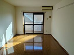 JR御殿場線 長泉なめり駅 徒歩6分の賃貸マンション 1階1Kのリビング/ダイニング