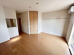 エトワール 103 1階ワンルームのリビング/ダイニング