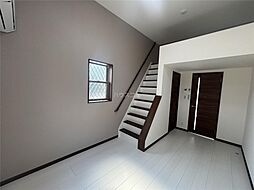 ヴェルジェ 201 2階1Kのリビング/ダイニング