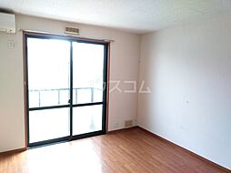 ロイヤルコート 1階1Kのリビング/ダイニング