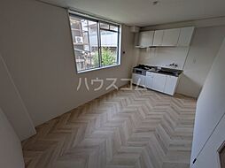 ストーク片坂 201 2階2DKのリビング/ダイニング