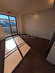 フィカーサイシイII 202 2階1Kのリビング/ダイニング