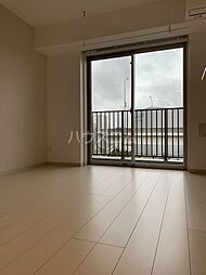 金沢シーサイドライン 南部市場駅 徒歩5分の賃貸マンション 6階ワンルームのリビング/ダイニング