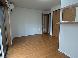 カーサ江戸川 201 2階1Kのリビング/ダイニング