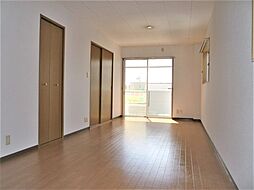 リーブルＤ 101 1階1LDKのリビング/ダイニング