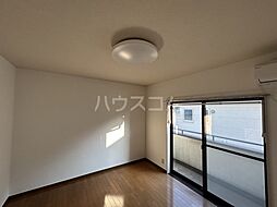 パルナシウス 202 2階1Kのリビング/ダイニング