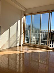 カーサフォルトゥーナ 302 3階1Kのリビング/ダイニング