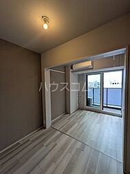 東京メトロ丸ノ内線 四谷三丁目駅 徒歩1分の賃貸マンション 13階1DKのリビング/ダイニング