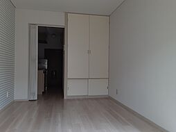 ハイツ向ヶ丘 102 1階1Kのリビング/ダイニング