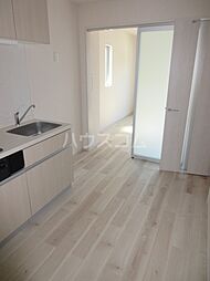 Lucent・K 102 1階1Kのリビング/ダイニング