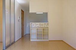 メイプルヒル　I棟 102 1階2DKのリビング/ダイニング