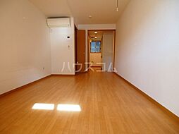 Ｙ’ｓ　ＨＯＵＳＥ 102 1階1Kのリビング/ダイニング