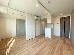 ｑｕａｄｏｒ神宮西 207 2階1DKのリビング/ダイニング