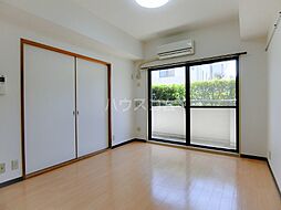 ドミシル池袋 102 1階2DKのリビング/ダイニング