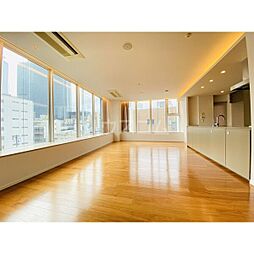 ブリリアタワー名古屋グランスイート 502 5階2LDKのリビング/ダイニング