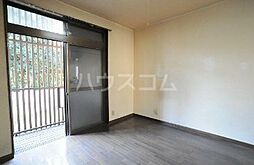 フロムファーストII 203 2階ワンルームのリビング/ダイニング