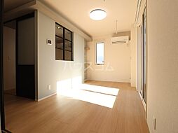 プラデーラ 3階1LDKのリビング/ダイニング