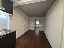 ペルル穴川 307 3階1LDKのリビング/ダイニング