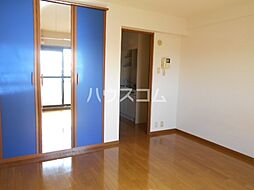 東武伊勢崎線 新伊勢崎駅 3.2kmの賃貸マンション 1階1Kのリビング/ダイニング