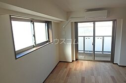 アーバンパーク王子 104 1階1Kのリビング/ダイニング