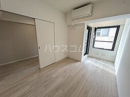 ルミーク北千住 302