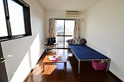 多摩都市モノレール 中央大学・明星大学駅 徒歩6分の賃貸アパート 1階1Kのリビング/ダイニング