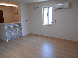 イ・ラプセル 301 3階2LDKのリビング/ダイニング