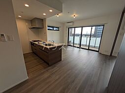 センチュリー千葉みなと 10階3LDKのリビング/ダイニング