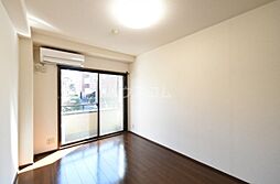 ロングアイランドガーデン 103 1階2Kのリビング/ダイニング