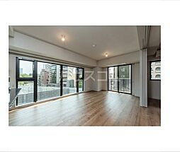 Ｌｅ　ＵｎＤｅｕｘ南青山 9階2LDKのリビング/ダイニング