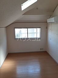 国立ファニー 101 1階ワンルームのリビング/ダイニング