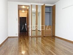 Paulownia（パウロウニア） 102