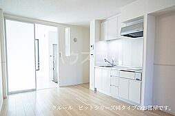 東武伊勢崎線 韮川駅 徒歩19分の賃貸アパート 1階1LDKのリビング/ダイニング