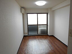 アークハイツ嵯峨嵐山 302 3階1Kのリビング/ダイニング