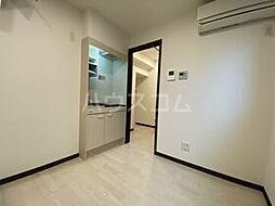 アヴニール上北沢 105 1階ワンルームのリビング/ダイニング