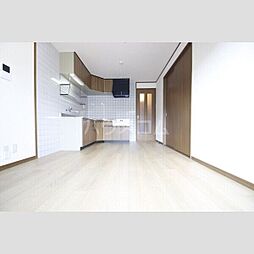 グローリアス松山 302 2階2DKのリビング/ダイニング