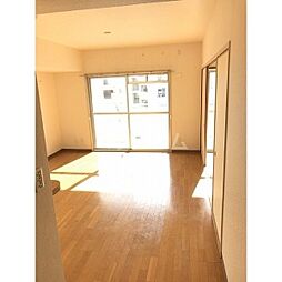 アーバンドエル庄内通 2階3LDKのリビング/ダイニング