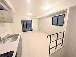 アジールコート都立大学 213 地下1階3LDKのリビング/ダイニング